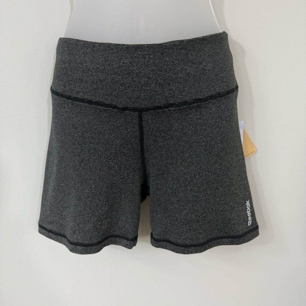 NWT Reebok Fitted Biker Shorts in Size Medium